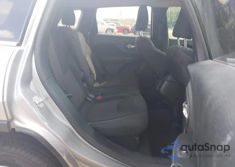 2017 Jeep Cherokee Latitude 4X4 из США, поврежденный, VIN 1C4PJMCS5HW529744